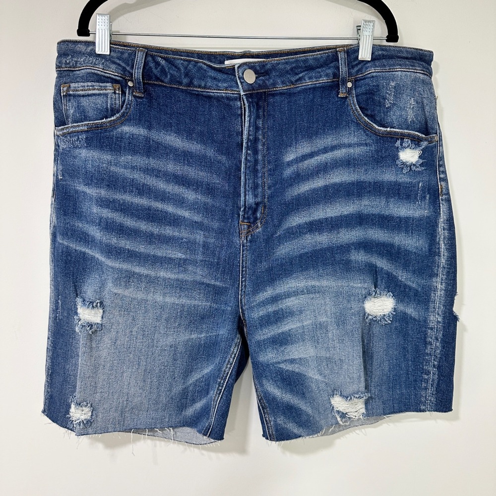 Risen Jeans Distressed Denim Shorts Womens 3XL‎ Blue Cotton Stretch Raw Hem Plus